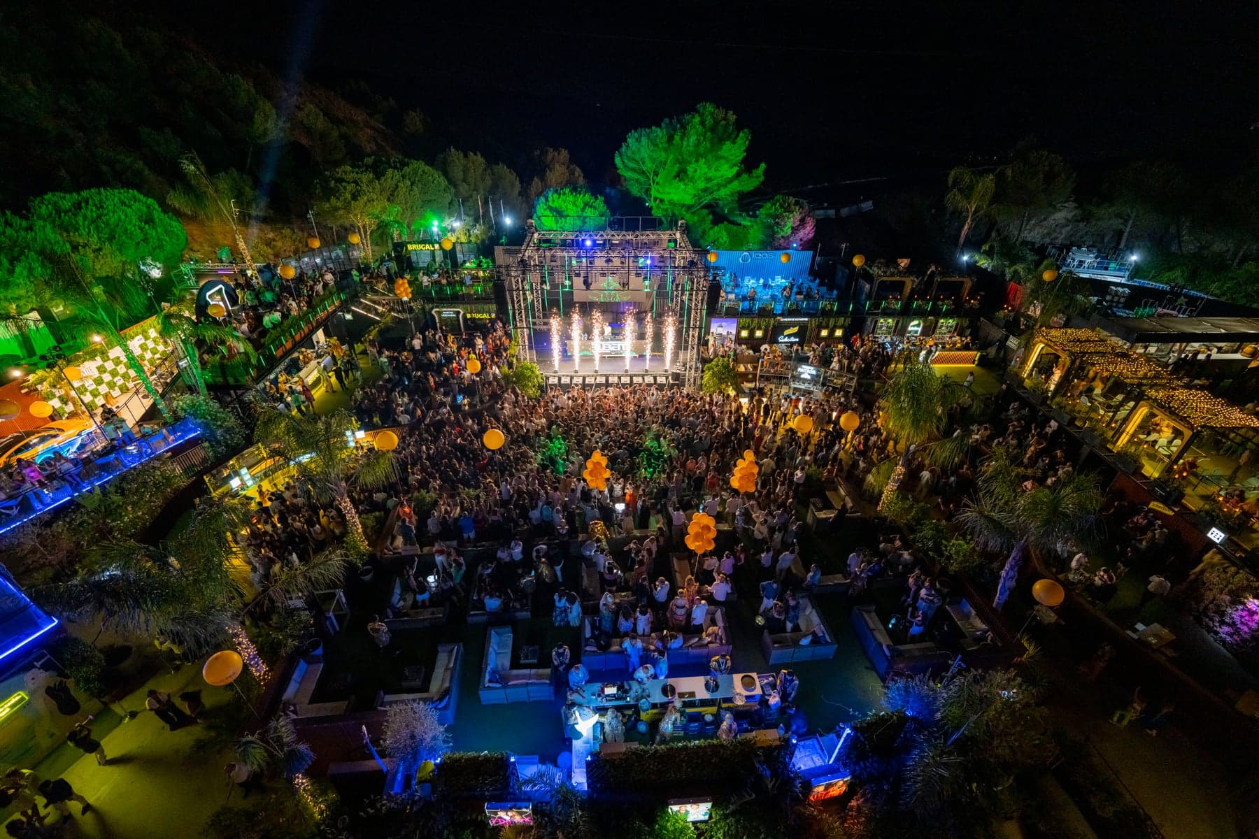Club / Lounge de noche